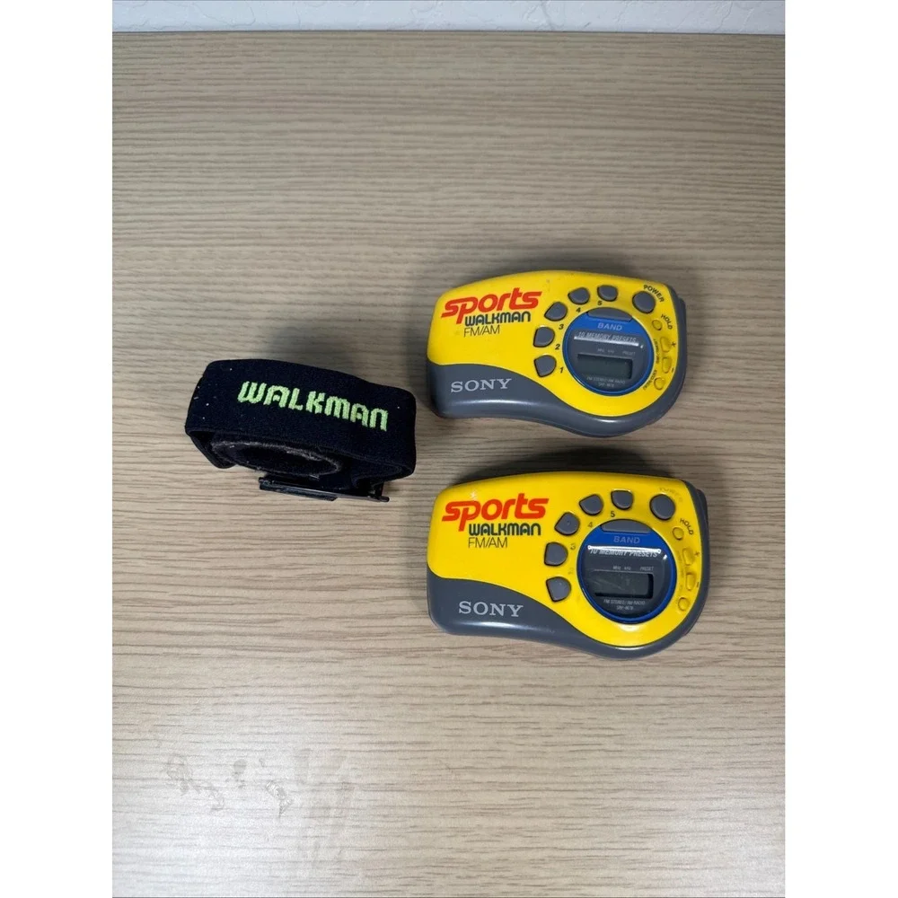 Sony Walkman SRF-M78‎ AM/FM Sports Radio Wrist Arm Band Strap Tested - Lot of 2